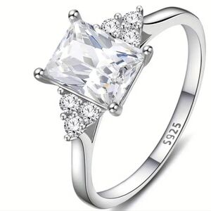 925 Sterling Silver w/ square zircon Size 7 ring New Fast Ship. Beautiful!!!